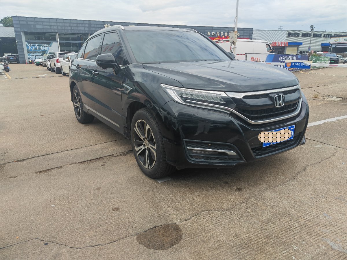2017 Honda UR-V 370TURBO