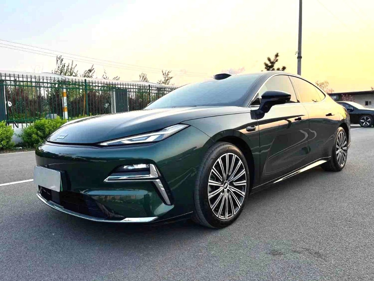2025 Geely Galaxy 130km EM-i