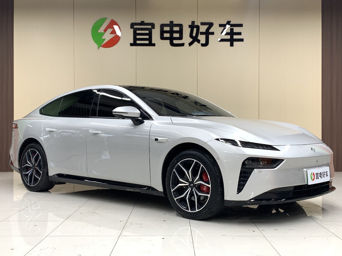 2025 Dongfeng eπ 565Max