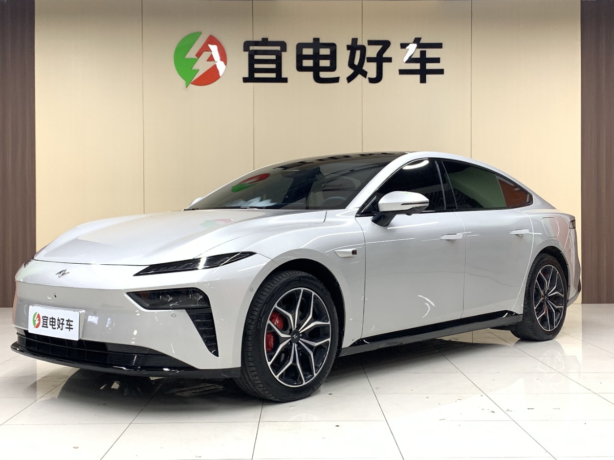 2025 Dongfeng eπ 565Max