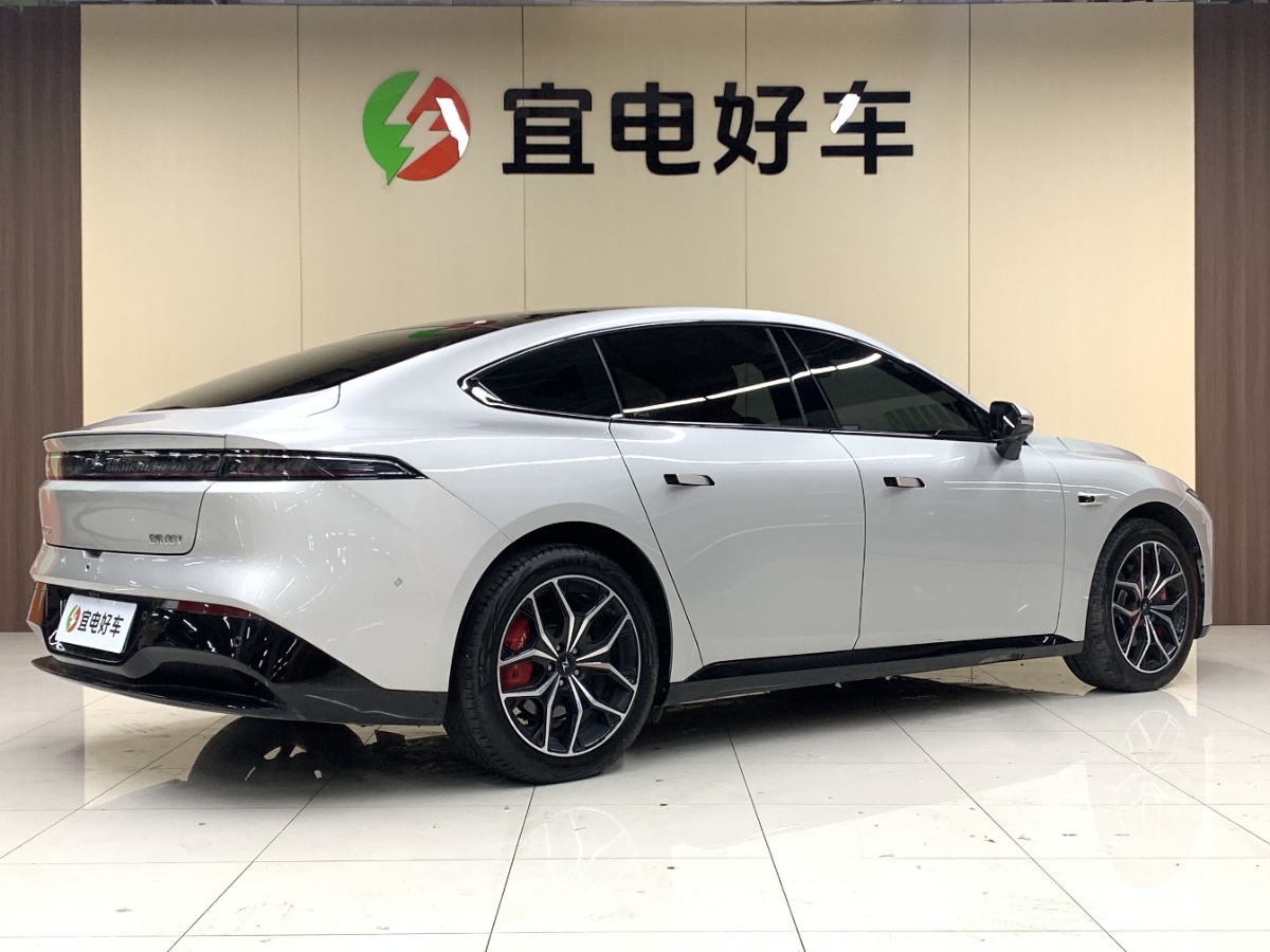 2025 Dongfeng eπ 565Max
