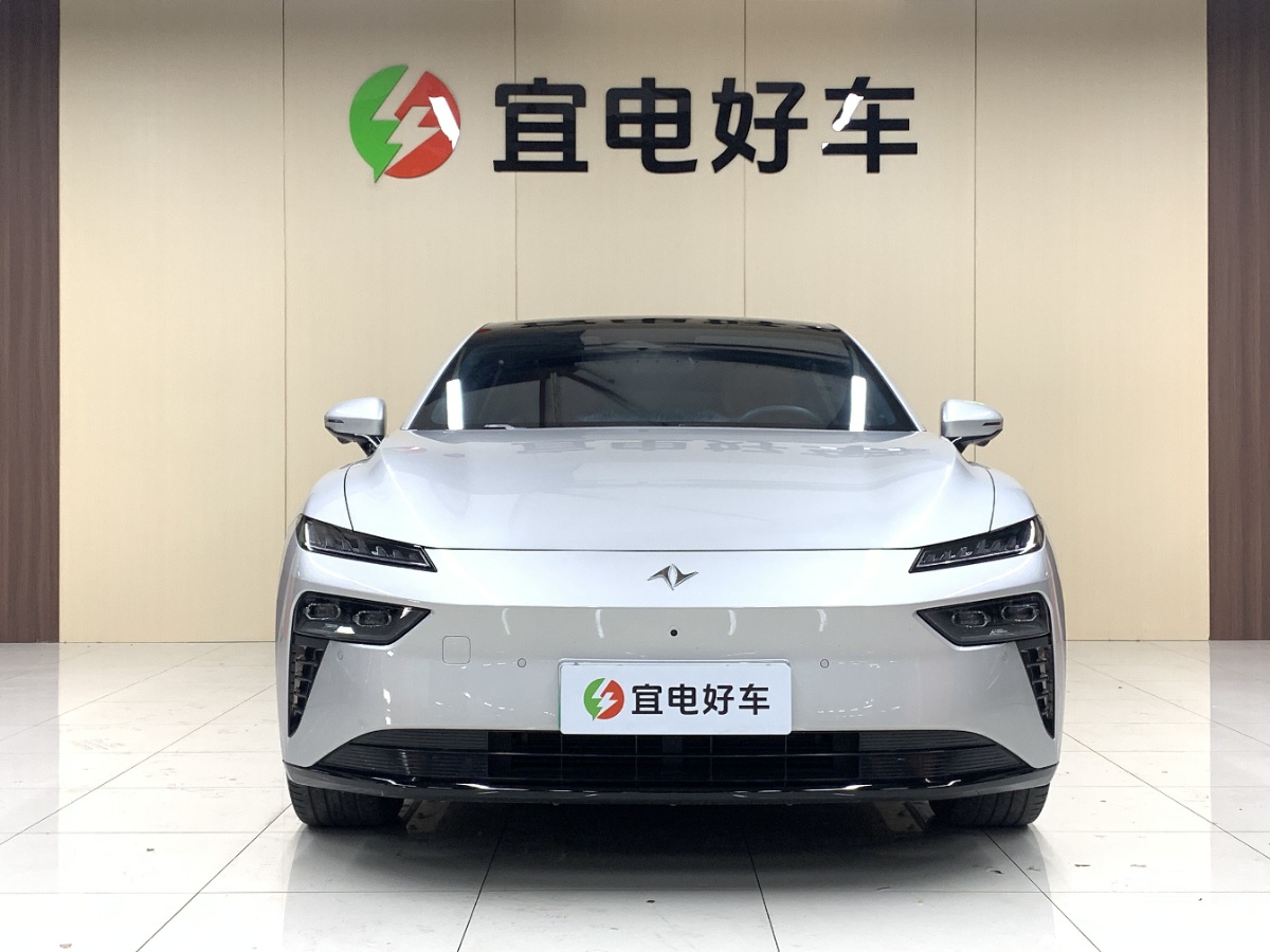 2025 Dongfeng eπ 565Max