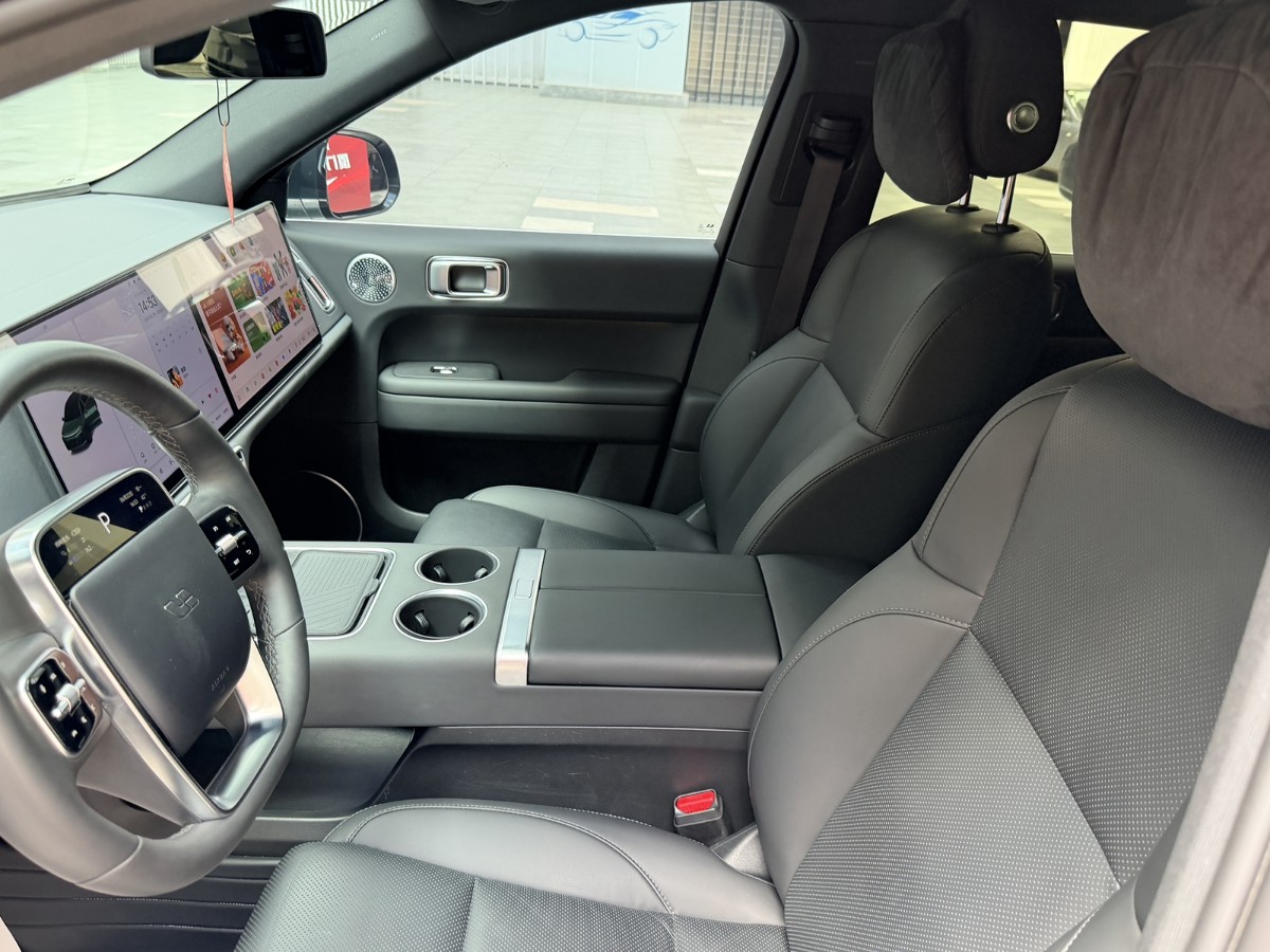 2025 Li Auto Max