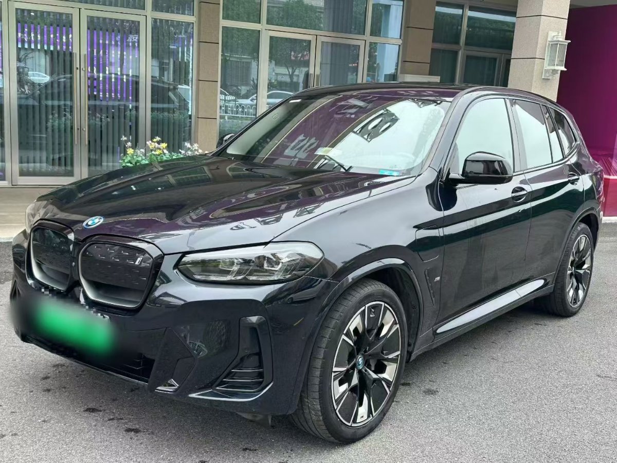 2022 BMW i X3