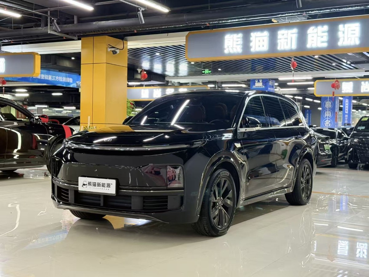 2023 Li Auto Pro