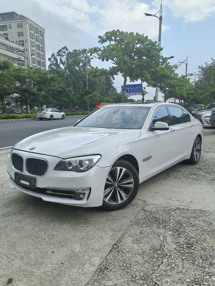 2009 BMW 7 Series 730Li