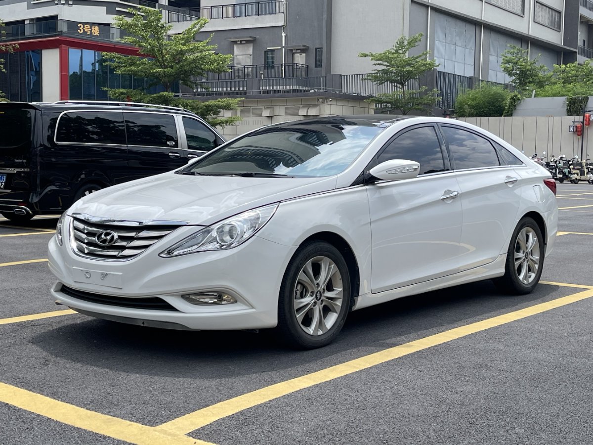 2011 Geely EC8