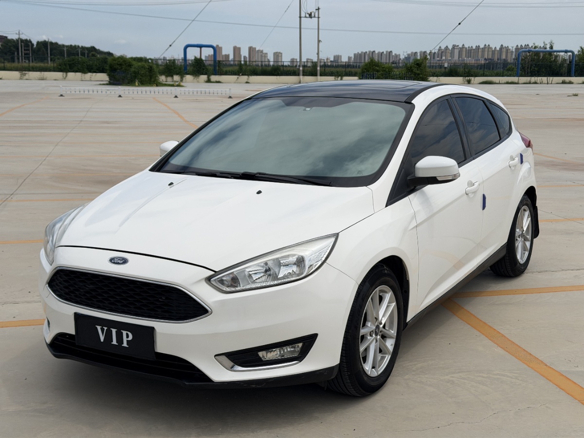 2015 Ford Focus Hatchback 1.6L Automatic Trend