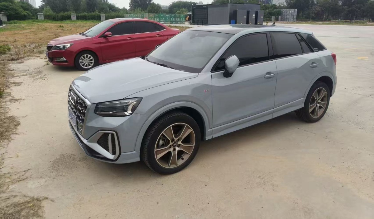 2024 Audi Q2L 35 TFSI RS