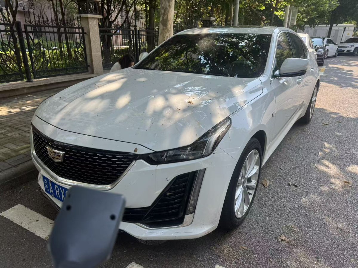 2022 Cadillac CT5 28T Luxury