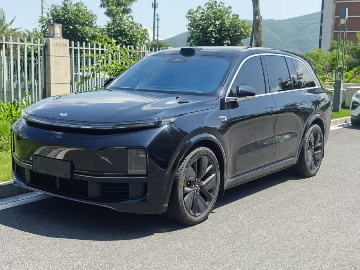 2023 Li Auto L8 Max
