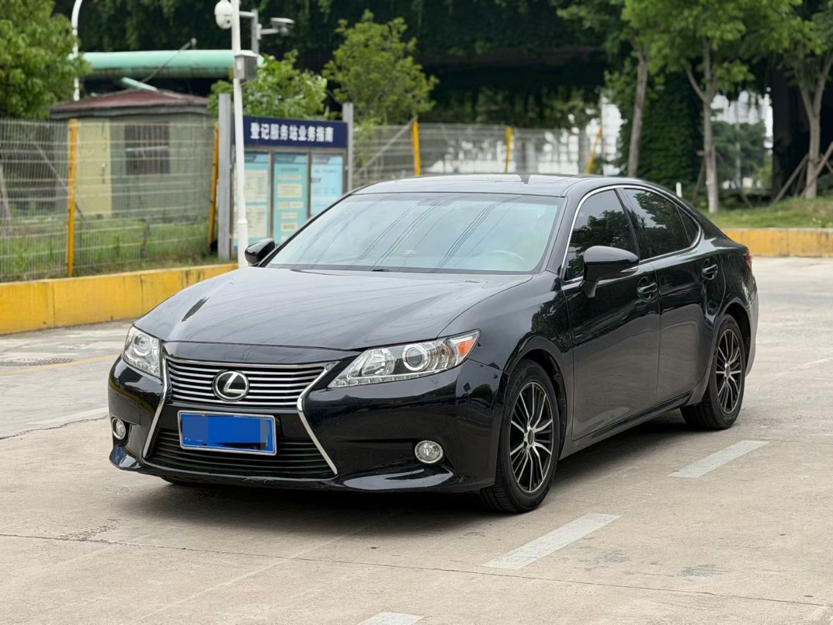 2014 Lexus ES 250